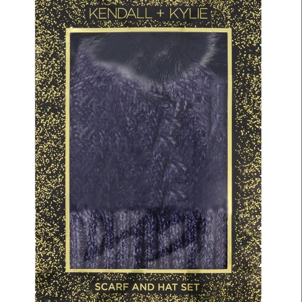 Kendall + Kylie 2pc Hat & Scarf Set